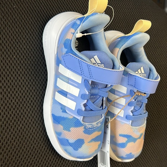 Kids Sneakers - Picture 2 of 4